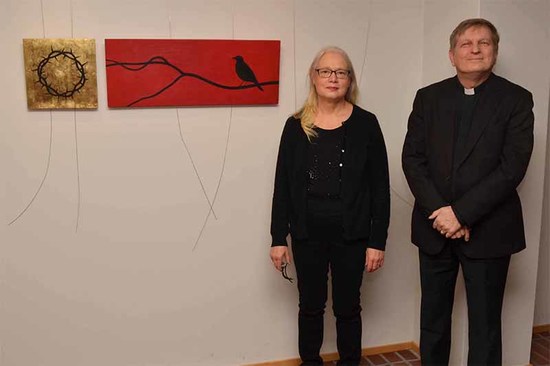 Paasiaisaamu-teoksen lahjoitustilanne.