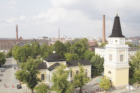 Vanha kirkko ja Tampereen kaupunkinäkymää pohjoiseen päin.