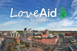 Loveaid tapahtuman logo Tampereen kaupungin yllä.