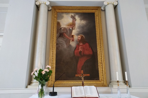 Vanhan kirkon alttari.