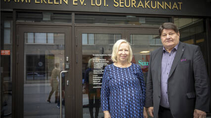 800x533 Elina Karttunen ja Mauri Poussa