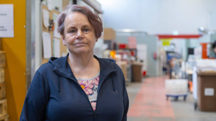 Marja Palkonen Ruokapankin käytävällä.